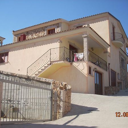 Dimora San Pietro Apartment Budoni Exterior foto
